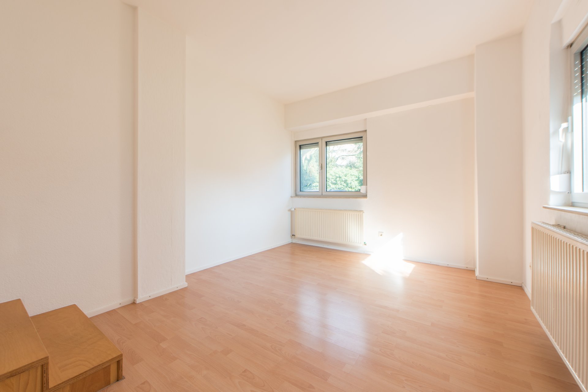Zimmer 2 - Oliver Reifferscheid - Immobilienmakler Darmstadt